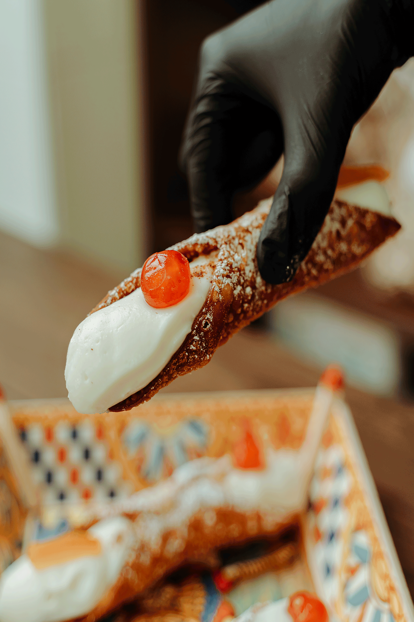 Box Cannoli Siciliani artigianali – ricotta, bucce croccanti e canditi