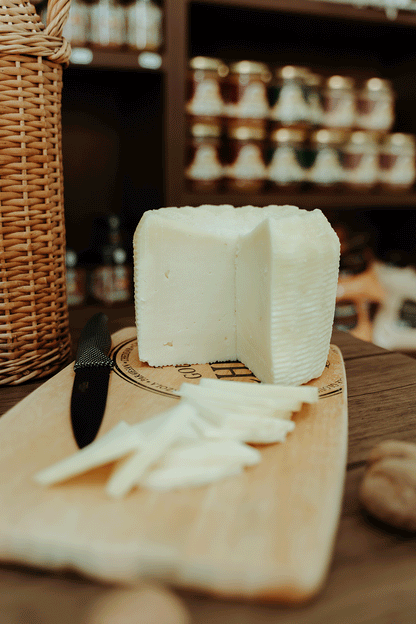 Pecorino primo sale siciliano fresco – formaggio artigianale con latte crudo
