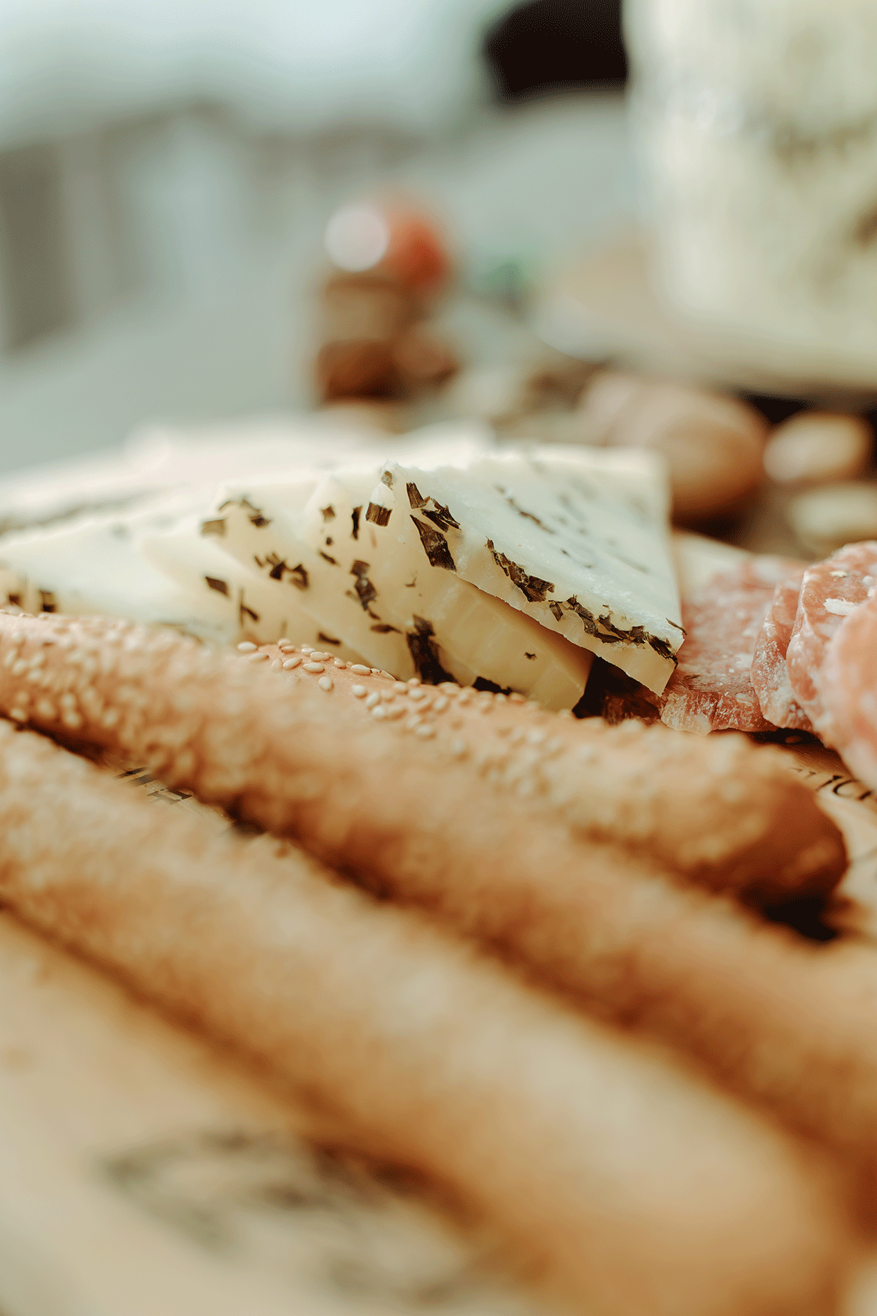 Formaggio pecorino siciliano primo sale con erba cipollina – lavorazione artigianale
